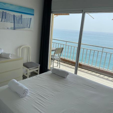 Mediterranean Suite First Line Beach Costa Del Sol Фуэнхирола Экстерьер фото