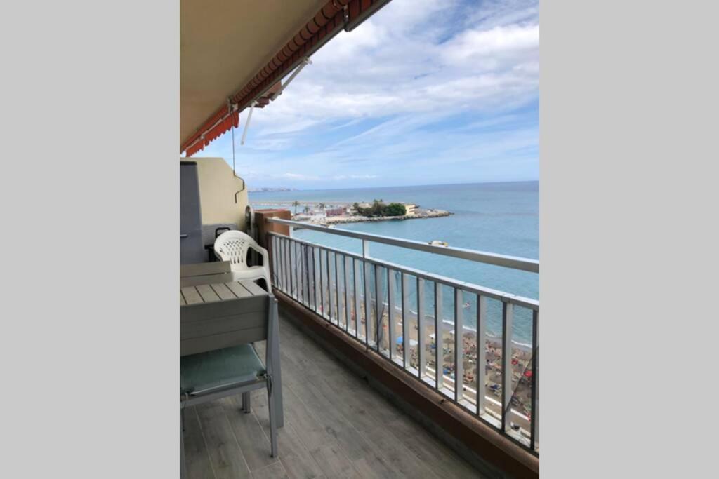 Mediterranean Suite First Line Beach Costa Del Sol Фуэнхирола Экстерьер фото